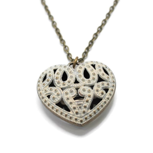 Armored Heart Locket Necklace - Vintage Metal Warrior Jewelry for Women Bijou Her