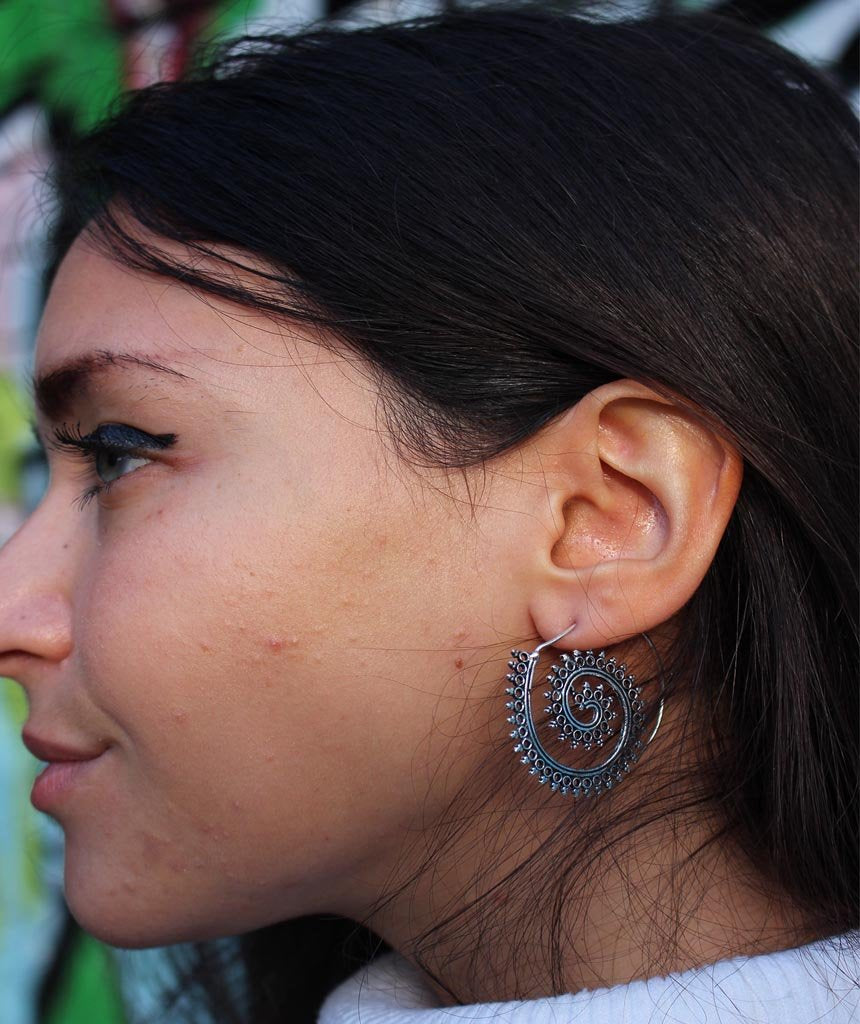 Bohemian Style Swivel Hoop Earrings - Handcrafted Brass and Silver Jewelry for Sensitive Skin - 4cm Diameter Bijou Her