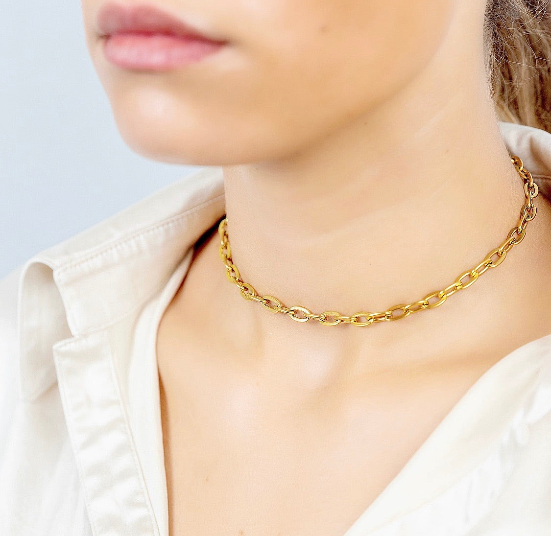 Brightly Polished Kylie Chain Choker - Feminine and Contemporary Accessory for Day or Night with Elongated Slinky Links and 18K Gold Plating Bijou Her