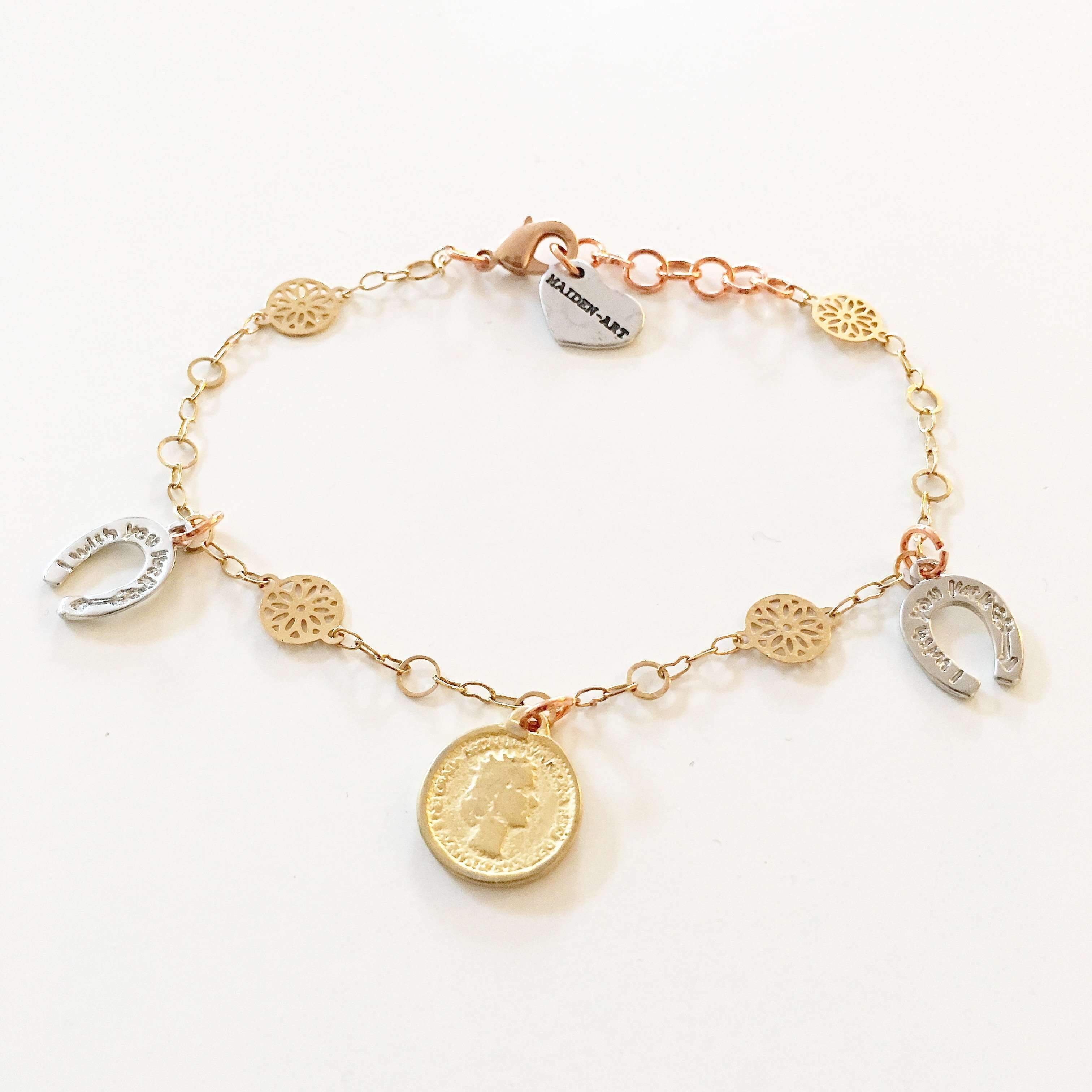 Coin and Horseshoes Lucky Charm Bracelet in 18kt Gold Plated - Handmade in Italy 🍀Adjustable Size, High Quality Materials, Rock and Romantic Style Tips, Maiden-Art Guarantee and Giving Back to Cancer Research Bijou Her