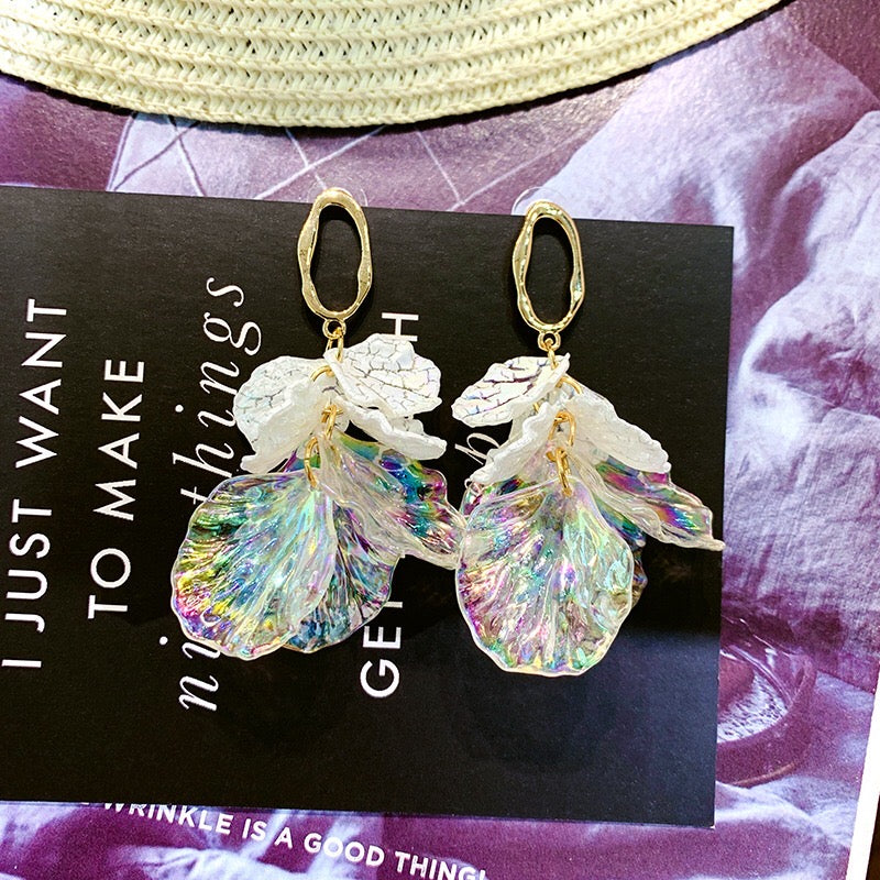 Colorful Shell Earrings - Alloy, S925 Silver, Acrylic - 2.8cm x 5cm - 5.6g - Fashion Accessory Bijou Her