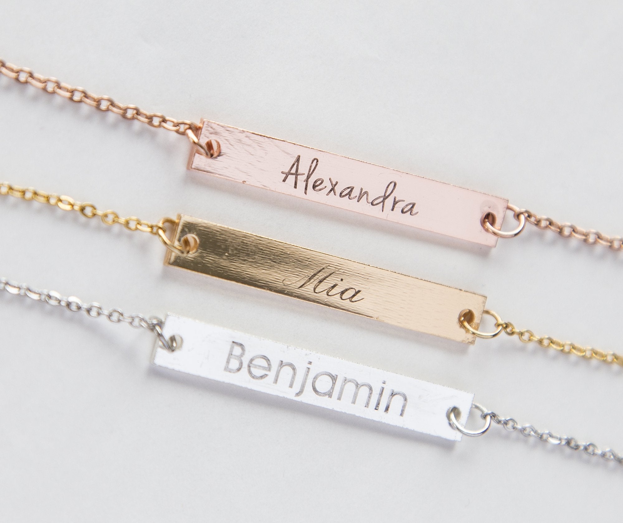 Custom Baby Name Bar Necklace - Engraved Pendant for New Moms Bijou Her