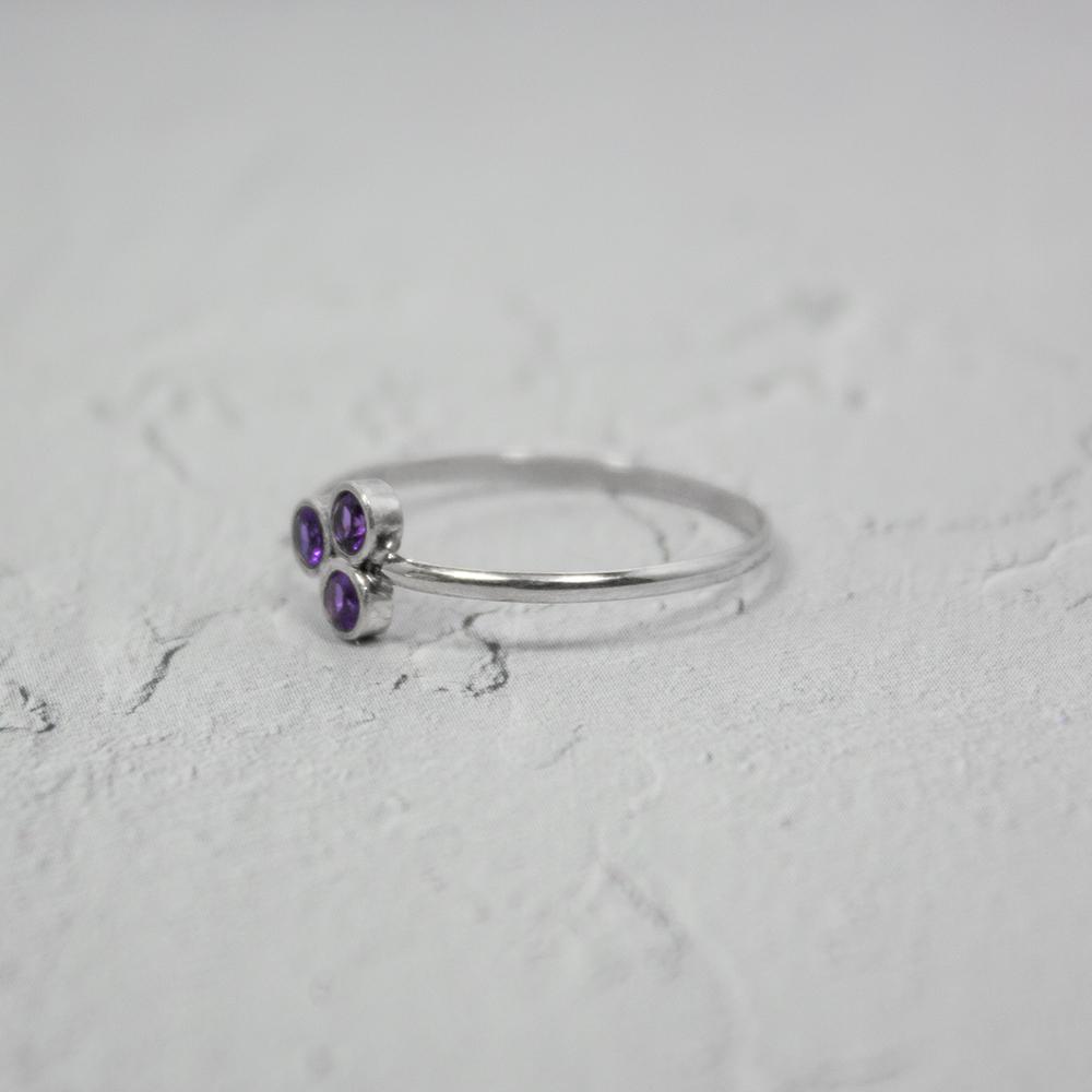 Dainty Amethyst Cluster Sterling Silver Ring - Handcrafted in the US
Keywords: amethyst ring, dainty ring, gemstone ring, ring, rings, small ring, sterling silver Bijou Her