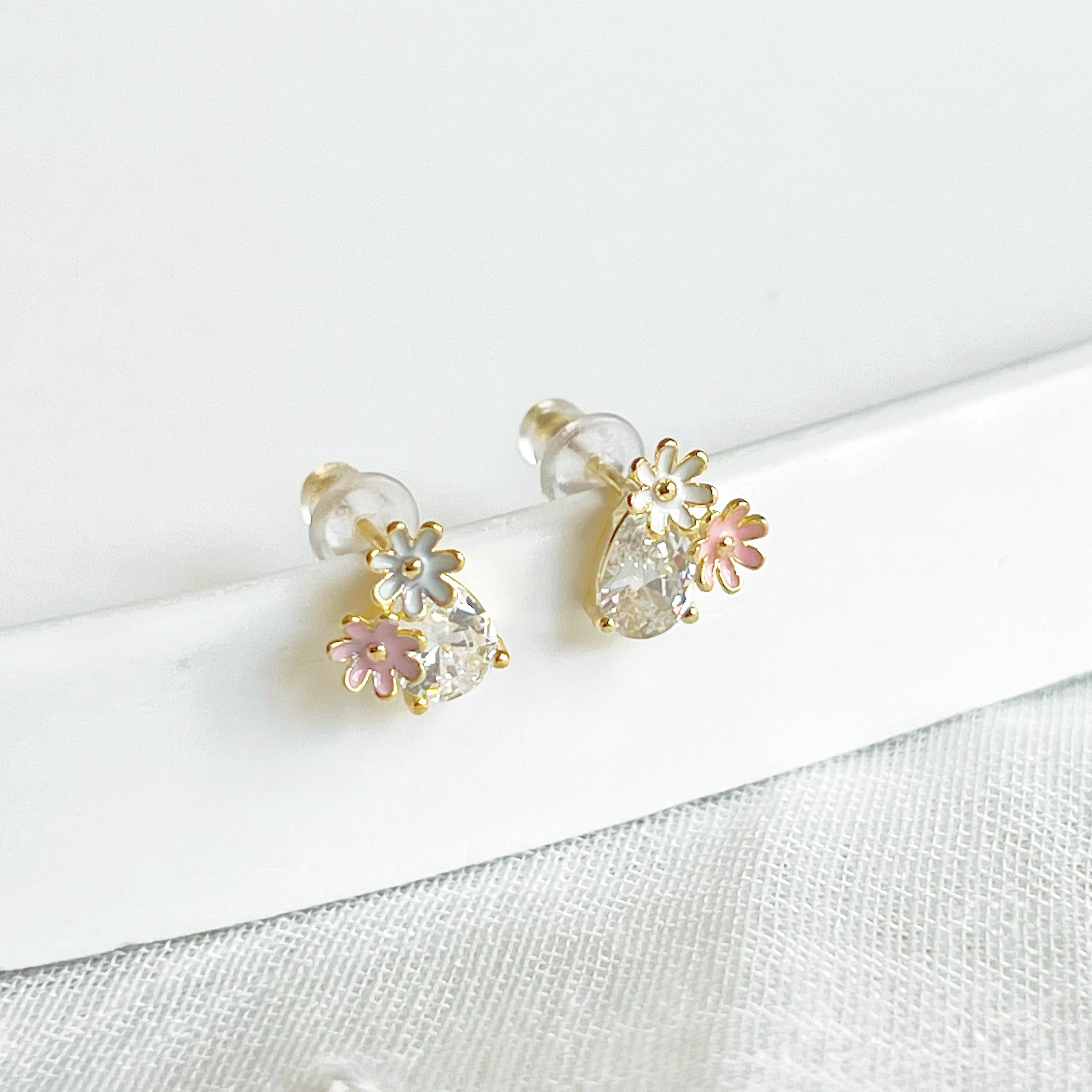 Dainty Daisy Flower Stud Earrings with Teardrop Crystal - Meaningful Gift Idea Bijou Her