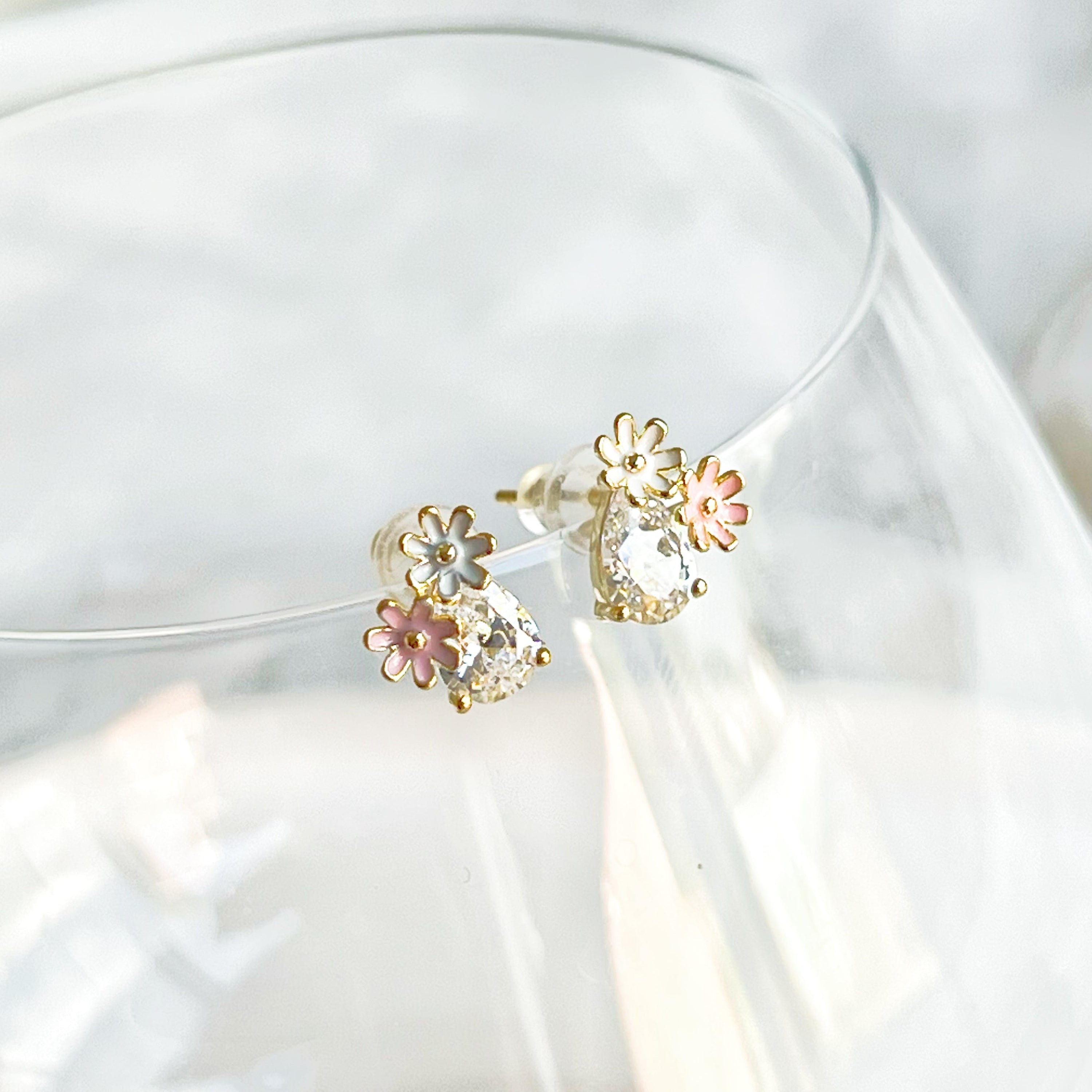 Dainty Daisy Flower Stud Earrings with Teardrop Crystal - Meaningful Gift Idea Bijou Her