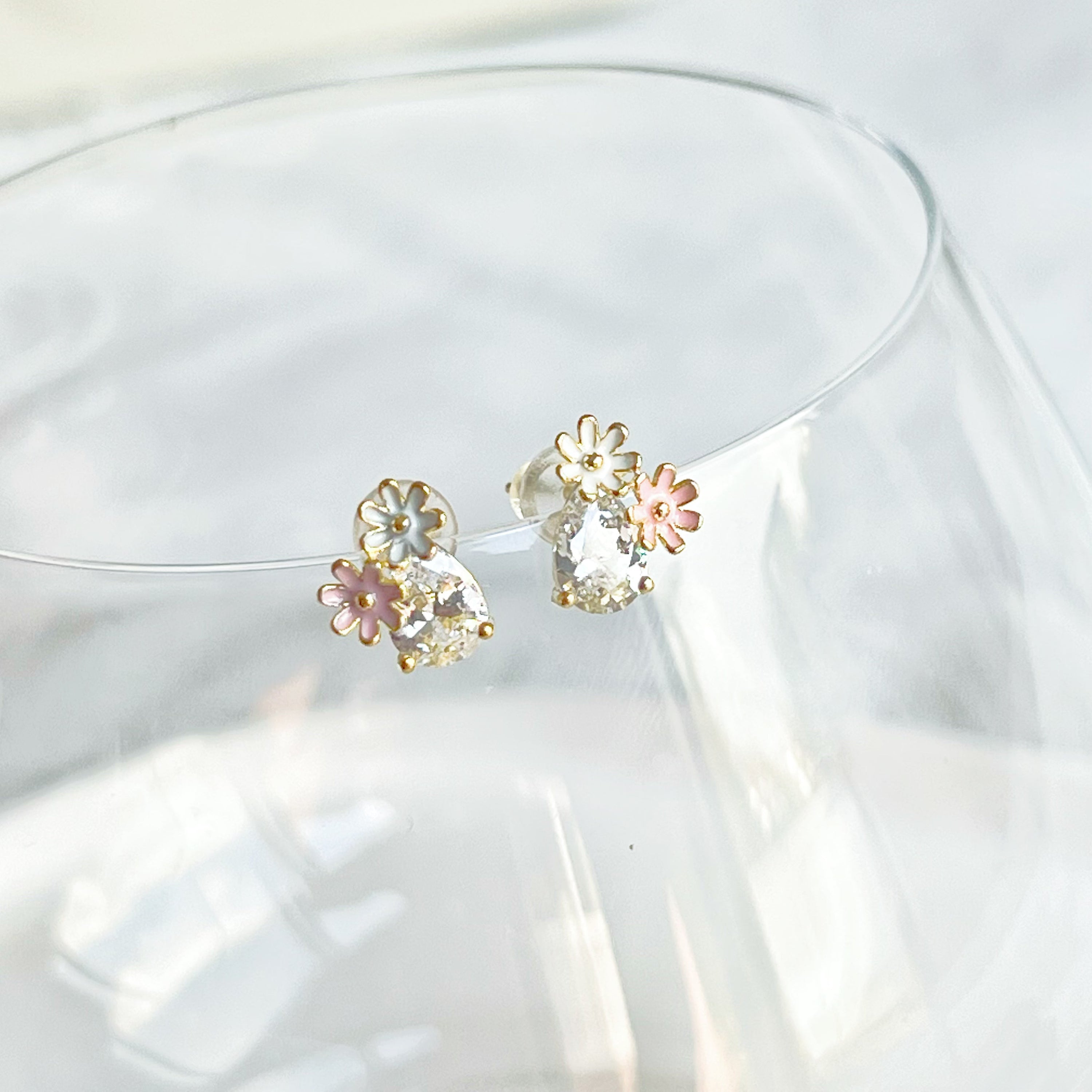 Dainty Daisy Flower Stud Earrings with Teardrop Crystal - Meaningful Gift Idea Bijou Her