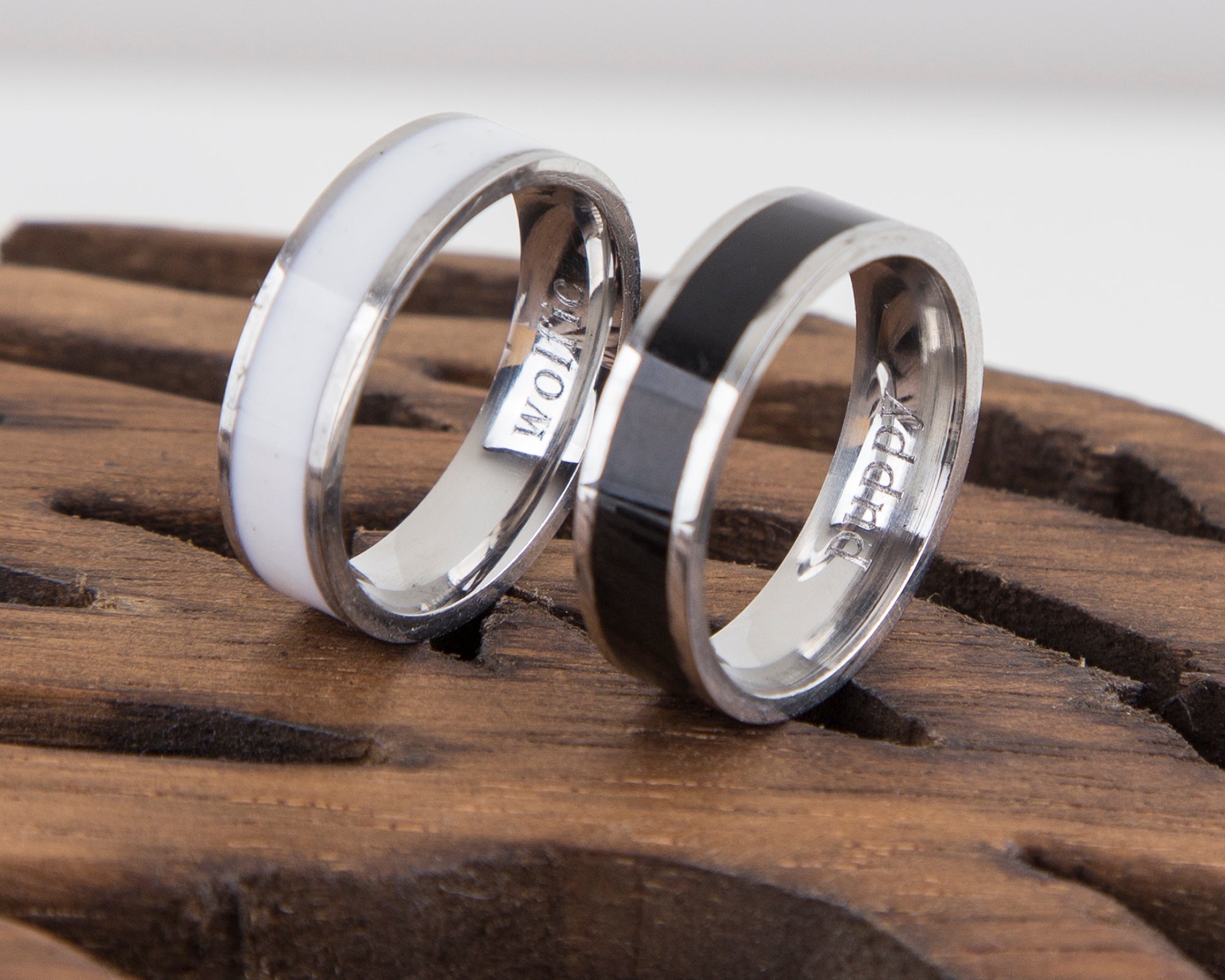 Engraved Black and White Couple Rings - Personalized Stainless Steel Gift Bijou Her