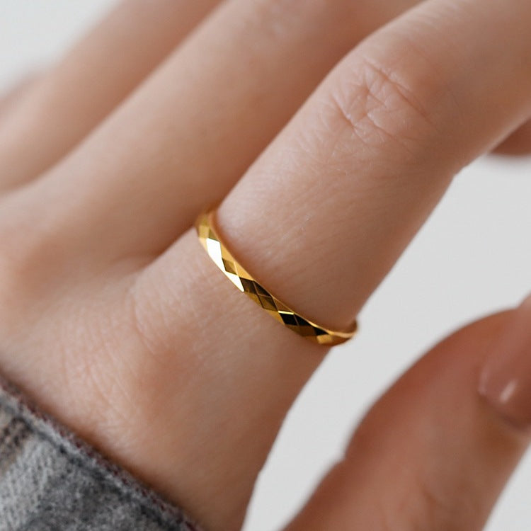 Exquisite Multi-section Prismatic Ring Bijou Her