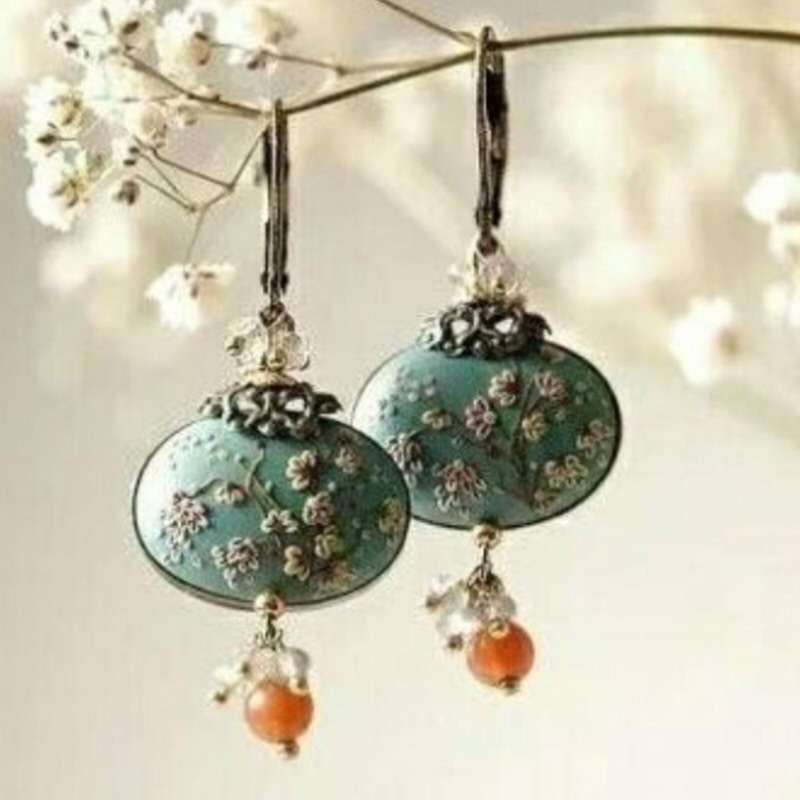 Exquisite and Beautiful Palace Retro Plum Blossom Branch Earrings Once Filled with Feminine Charm Temperament Fashion Jewelry Bijou Her