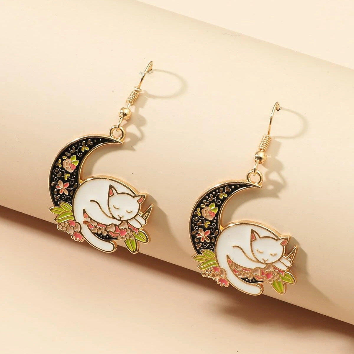 Fashion Temperament Black Moon Hug Cat Earrings Bijou Her