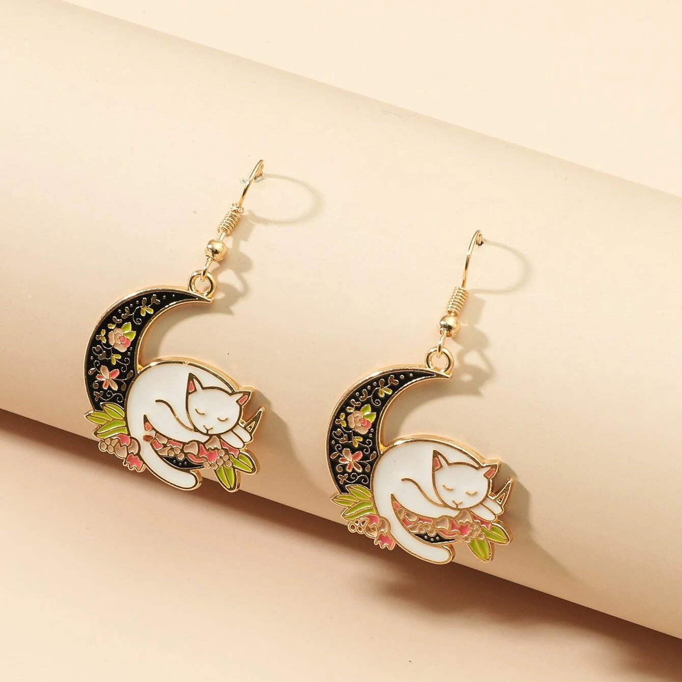 Fashion Temperament Black Moon Hug Cat Earrings Bijou Her