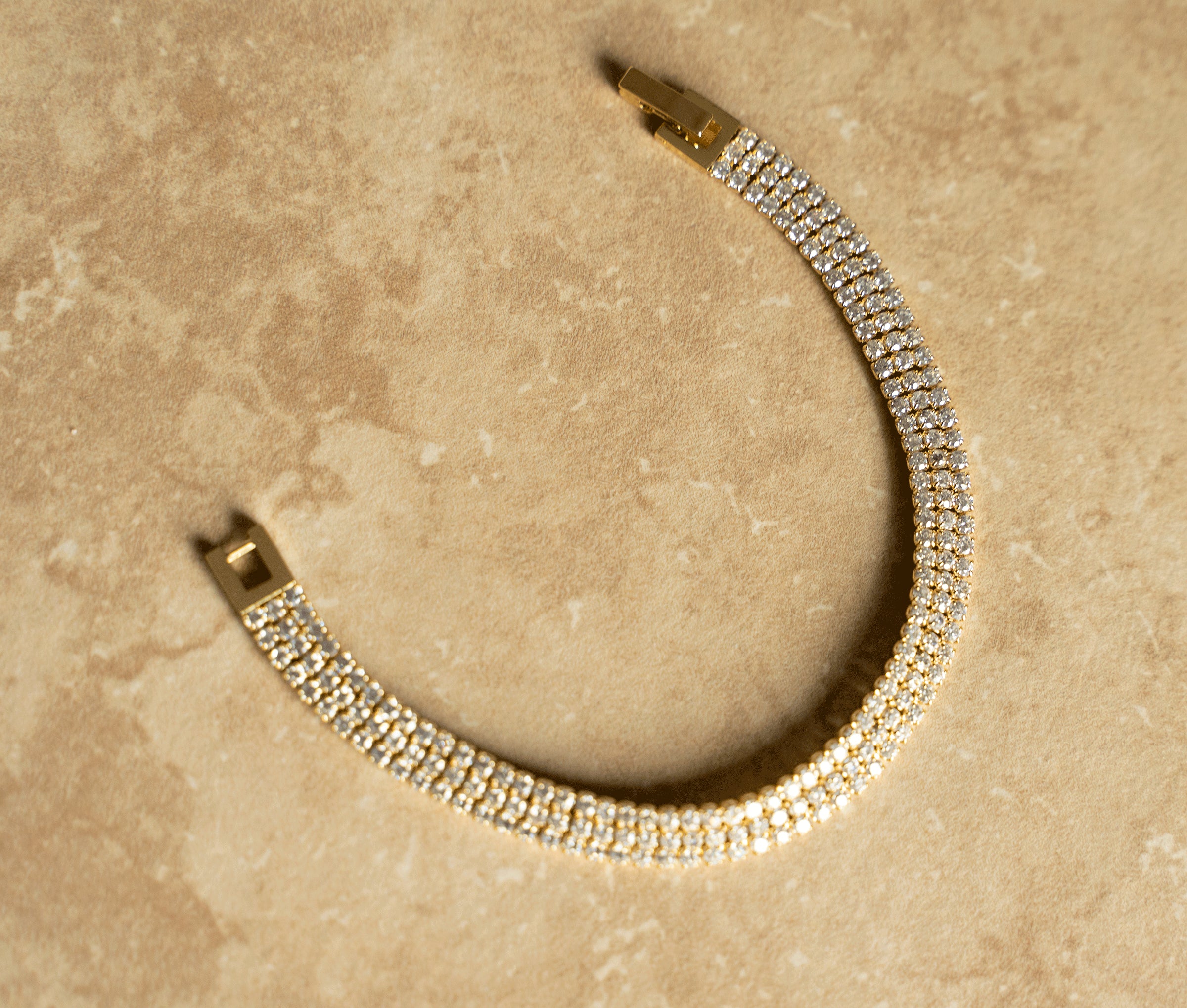 Glittering Zara Tennis Bracelet - 18K Gold Plated Stainless Steel Bijou Her