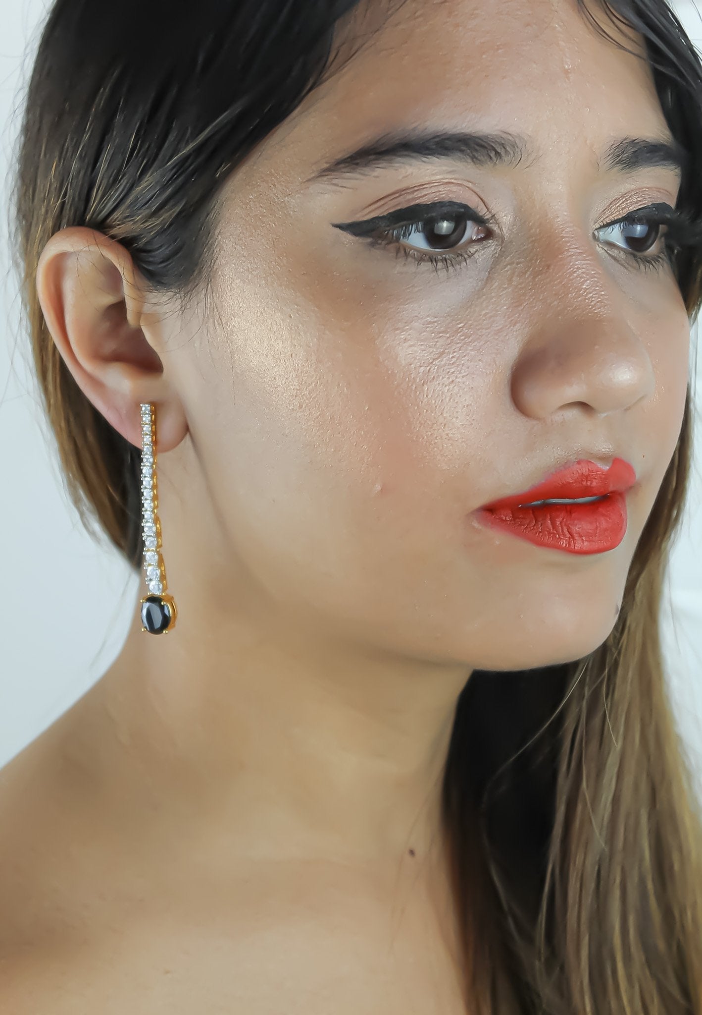"Marbella Zircon Earrings: Lightweight, 18K Gold or Silver Plated"
Keywords: Marbella, Zircon, Earrings, Lightweight, Gold-plated, Silver-plated. Bijou Her