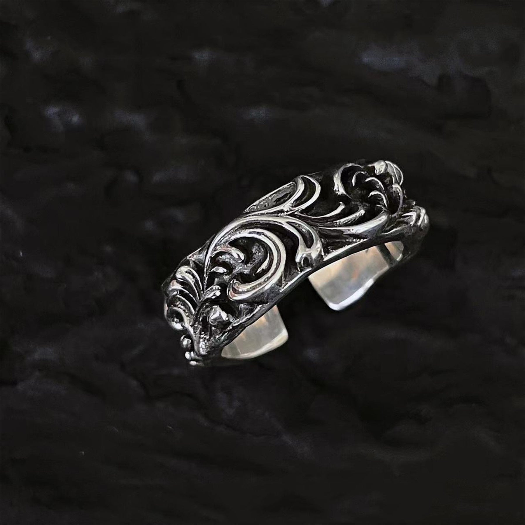 Silver Antique Heavy Industry Embossed Brambles Arakra Pattern Ring - 0 - Bijou Her -  -  - 