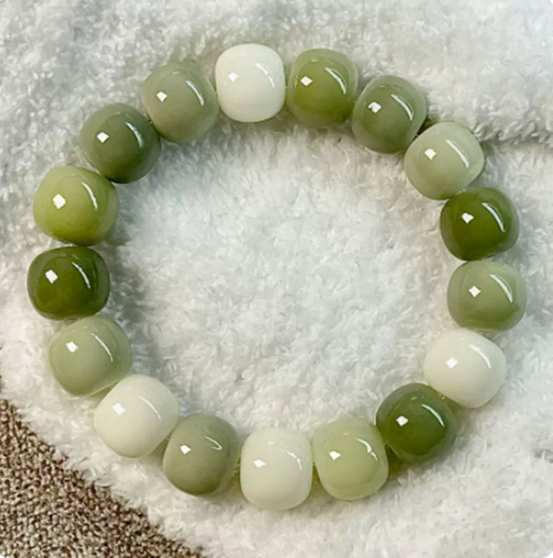 Soft And Gentle Around The Fingers, Playing With Bodhisattva Beads, Men Playing With Bracelets - 0 - Bijou Her -  -  - 