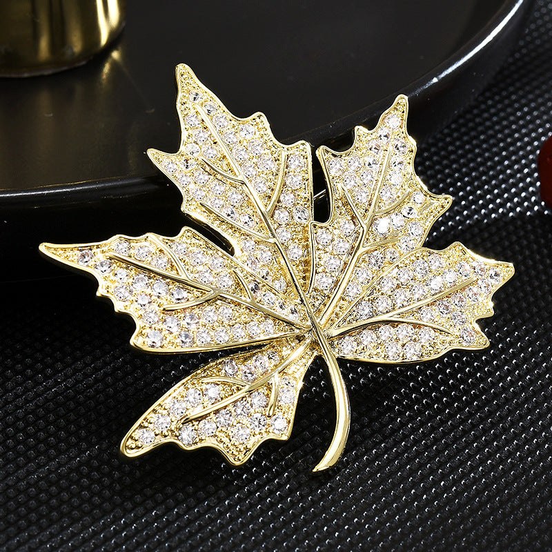 High-end Elegant Golden Maple Leaf Brooch For Women - 0 - Bijou Her -  -  - 