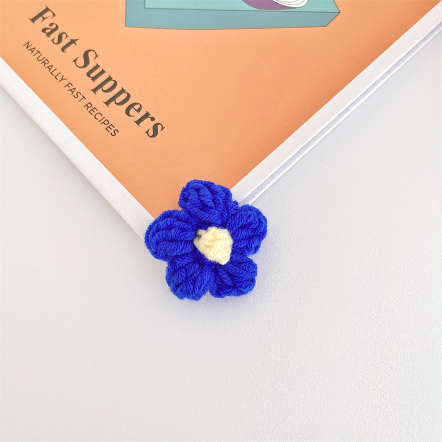 Handmade Wool Crochet Cute Little Flower X Brooch - 0 - Bijou Her - Color -  - 