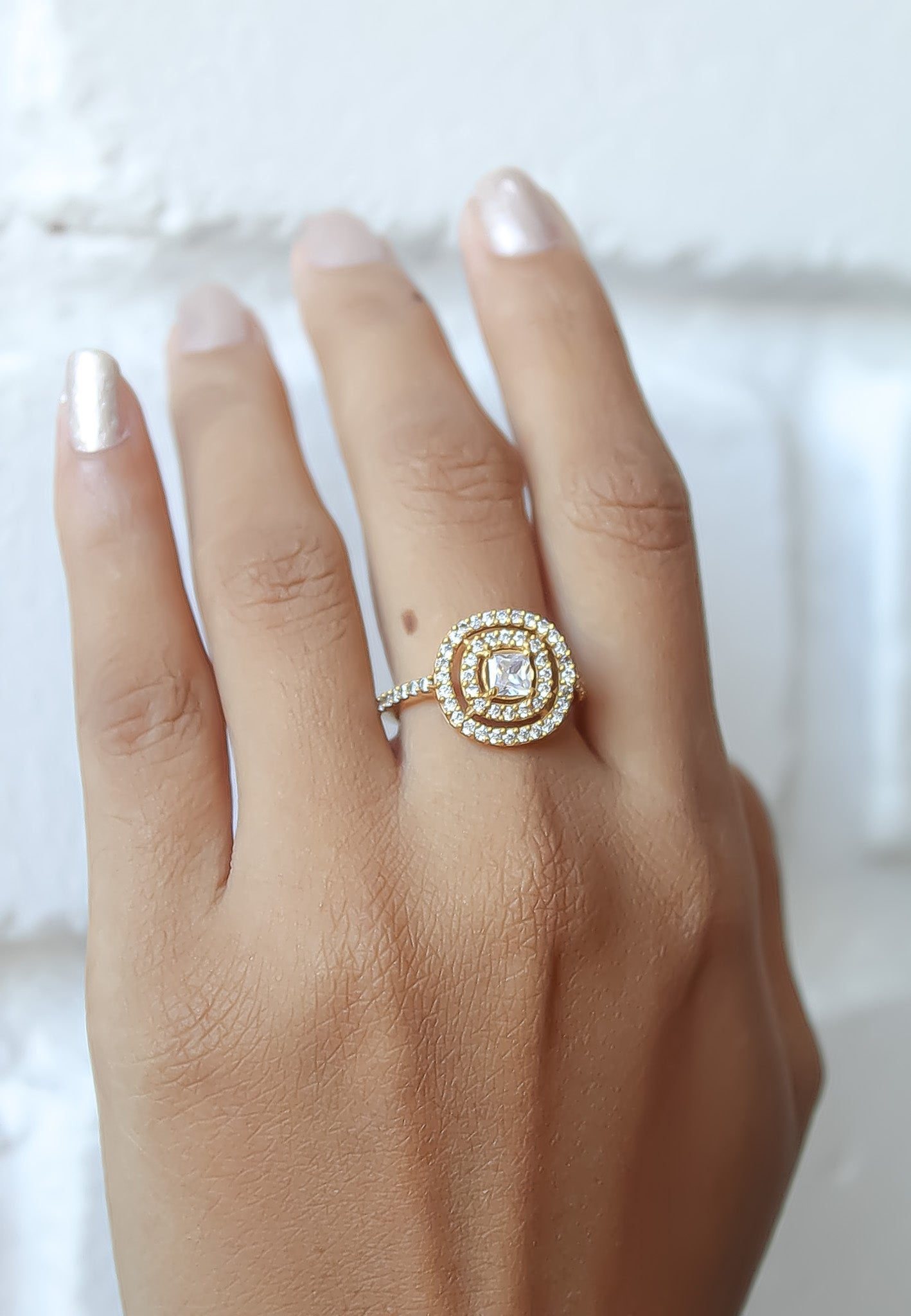 Zirconia-Embellished Golden Maldives Ring - Sustainable and Adjustable - Jewelry & Watches - Bijou Her -  -  - 