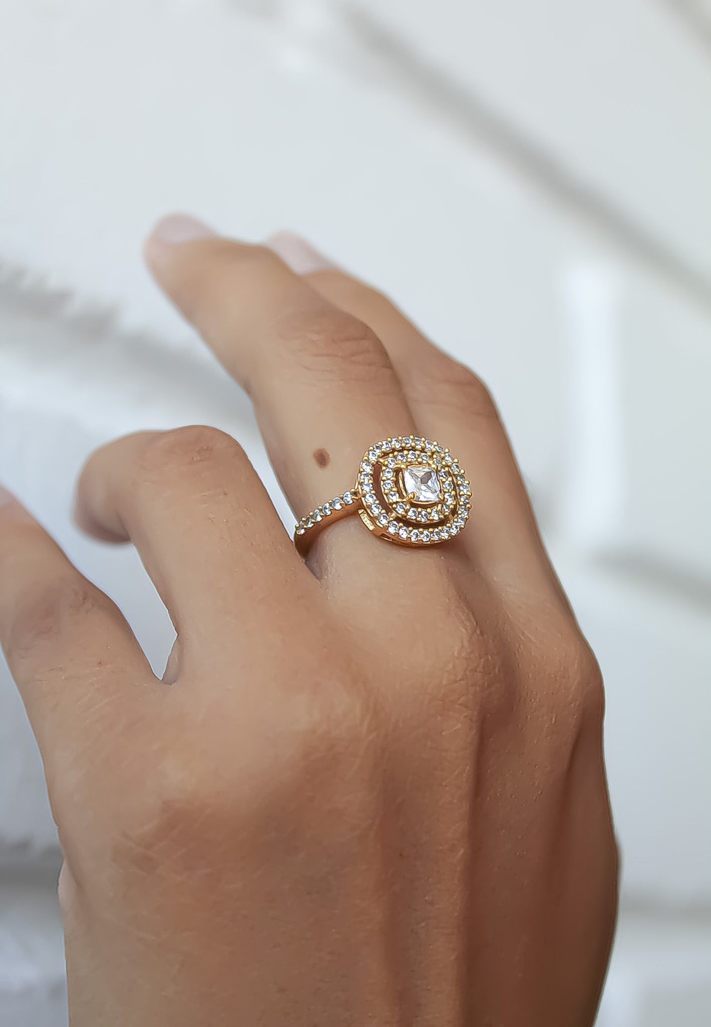 Zirconia-Embellished Golden Maldives Ring - Sustainable and Adjustable - Jewelry & Watches - Bijou Her -  -  - 