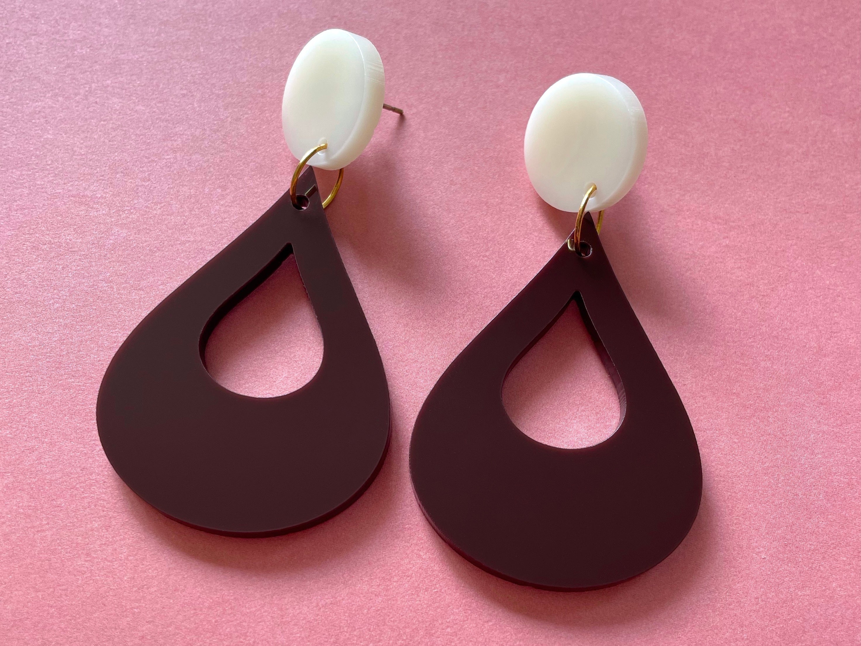 Laser Cut Teardrop Earrings - 1960s/70s Inspired Fashion Jewelry - Jewelry & Watches - Bijou Her -  -  - 