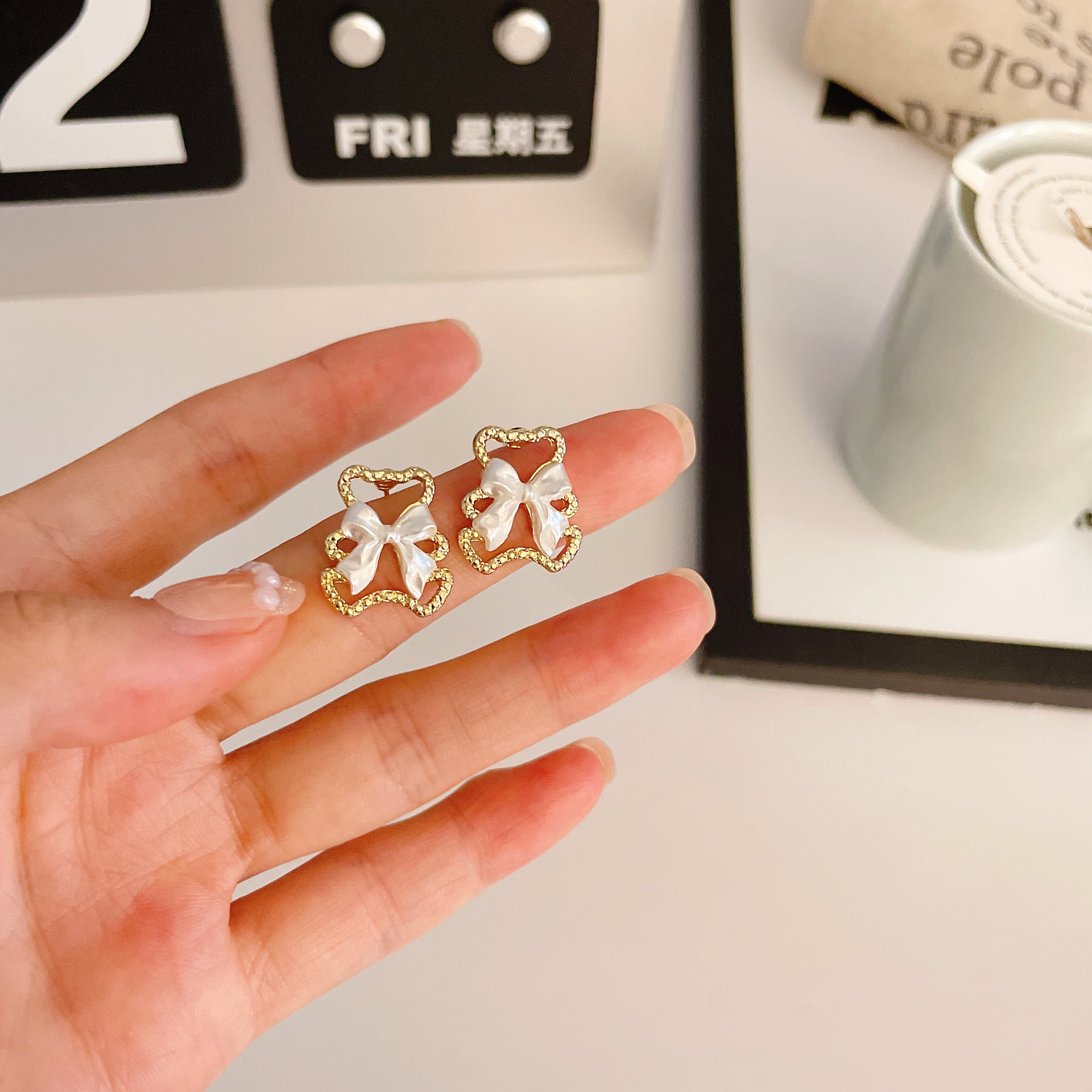 Love Small Pearl Bow Earrings - 0 - Bijou Her -  -  - 