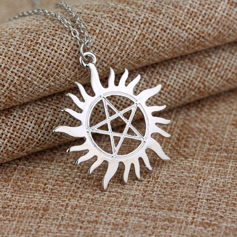 Male Pendant Pentagram Sun Necklace - 0 - Bijou Her -  -  - 