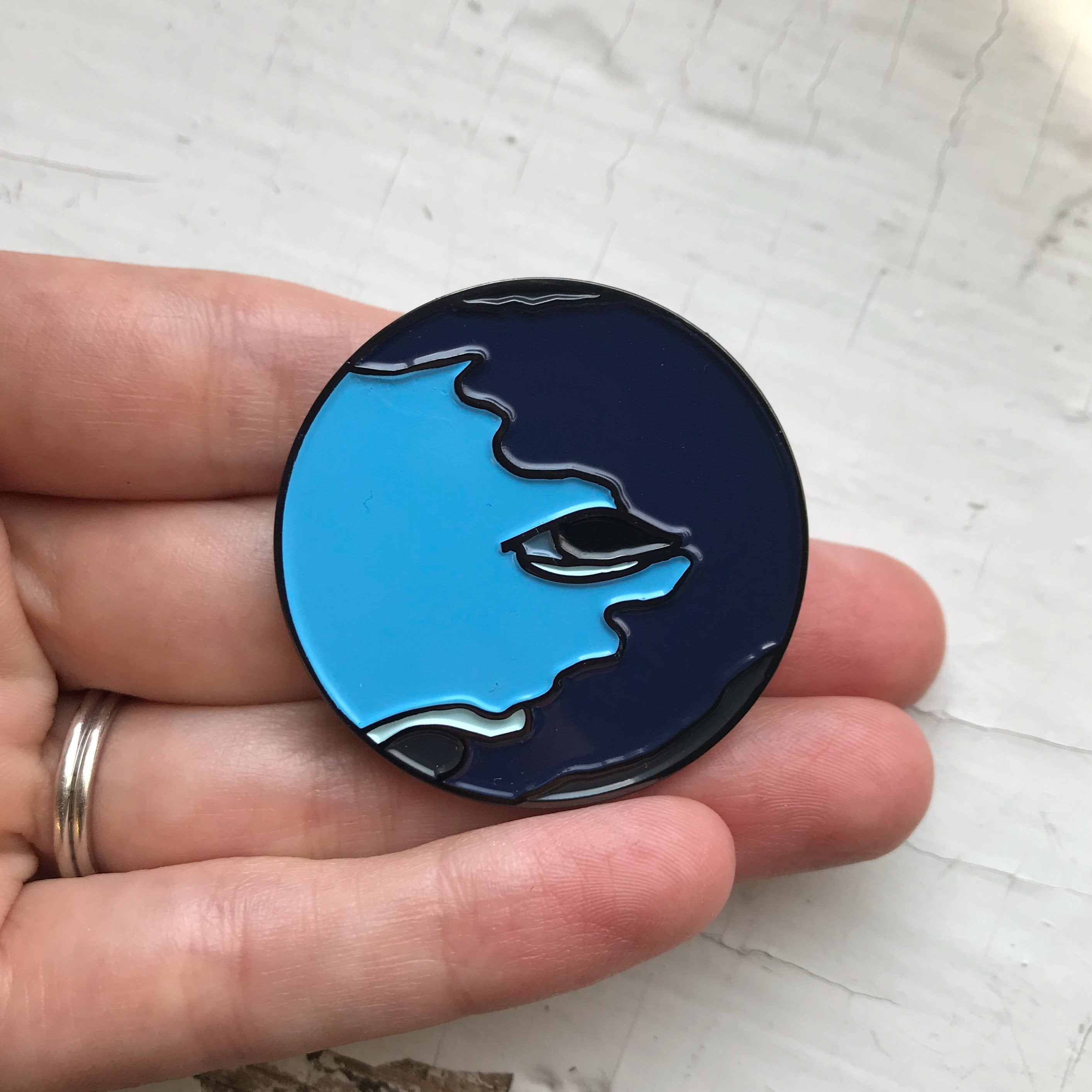 Neptune Planet Enamel Pin - Perfect Stocking Stuffer Gift
A fun and original planetary pin featuring Neptune, perfect for your jean jacket or backpack. Pin size: 1 1/2" (38mm). Discounts available for multiple orders. Proceeds - Jewelry & Watches - Bijou Her -  -  - 