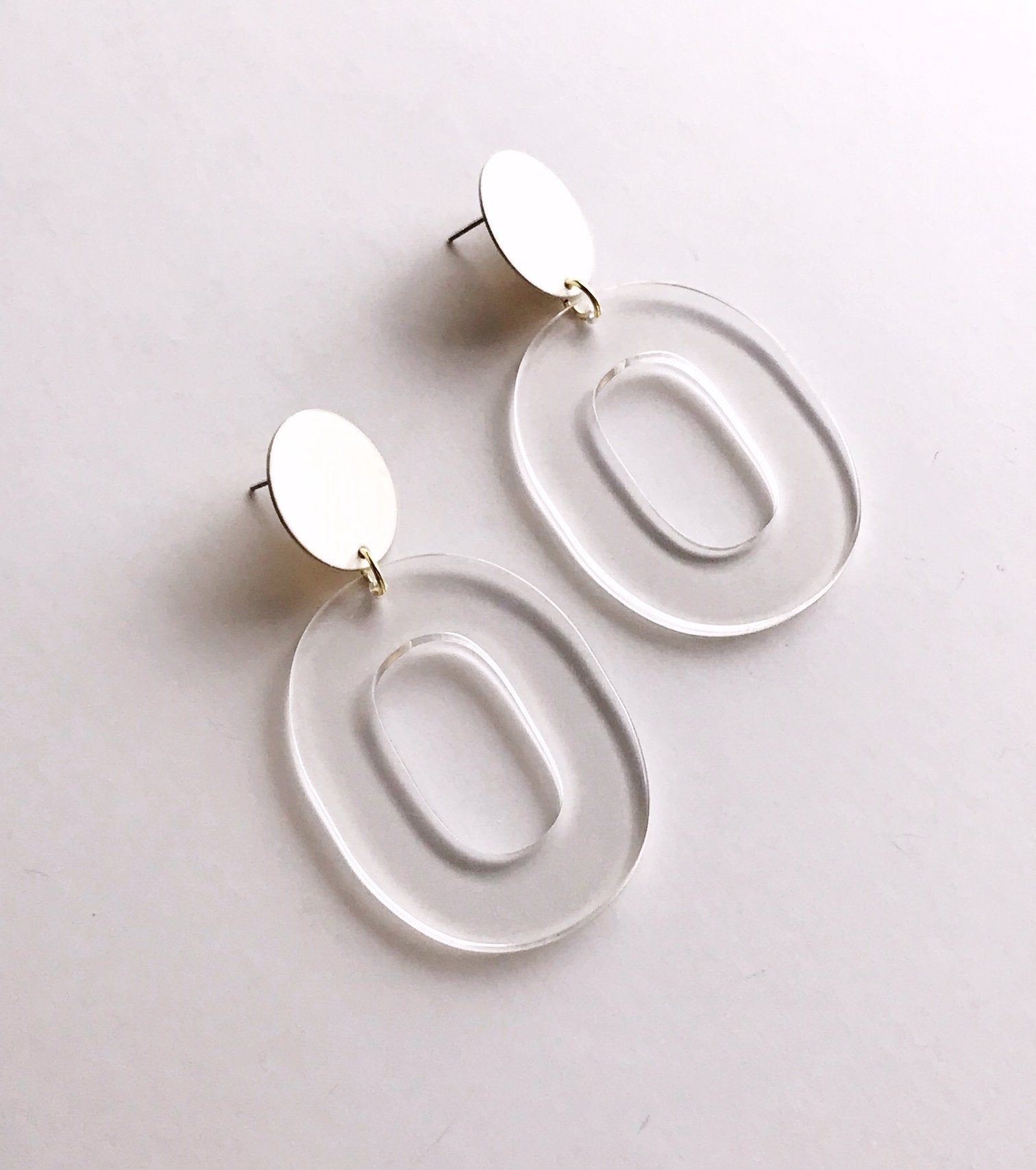 Ivory and Clear Acetate Hoop Earrings - Lightweight Statement Jewelry for Everyday Wear - Jewelry & Watches - Bijou Her -  -  - 