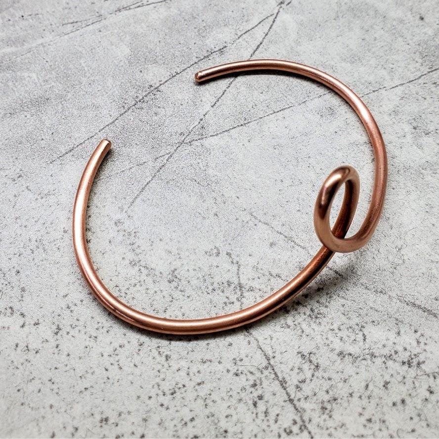 Stunning Handmade Copper Teardrop Bangle - Unique Design, Adjustable Fit, Health Benefits - Bracelets - Bijou Her -  -  - 