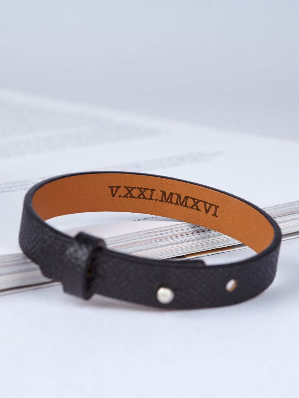 Personalized Roman Numeral Leather Bracelet for Him - Anniversary Gift - Bracelets - Bijou Her -  -  - 