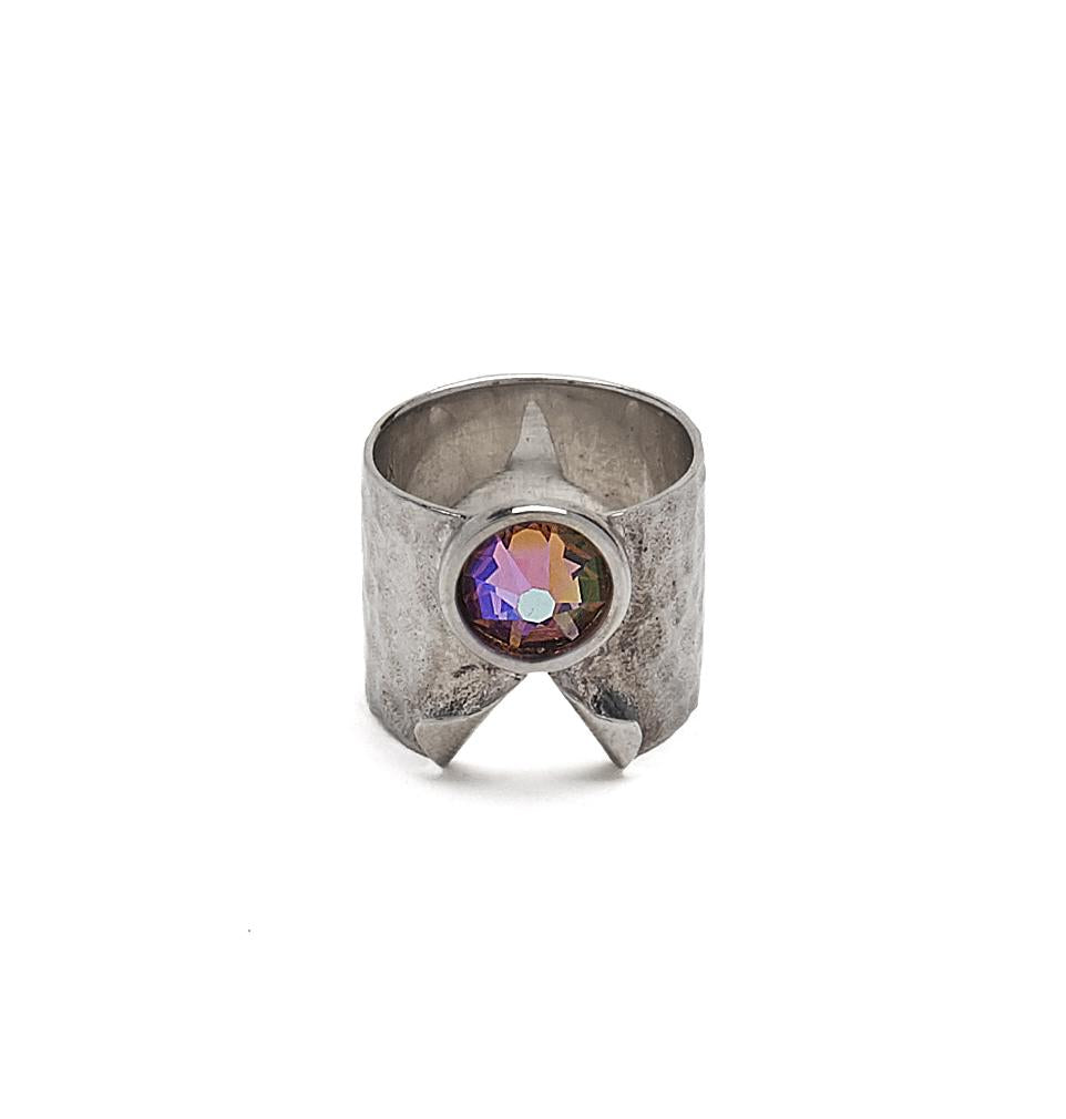 Hypoallergenic Sterling Silver Ring with Swarovski Crystal in Your Choice of Color - 6mm Stone, 1.3cm Band<p>Discover our stunning lapel-style ring made from solid 925 Sterling Silver and featuring a single 6mm - Rings - Bijou Her -  -  - 