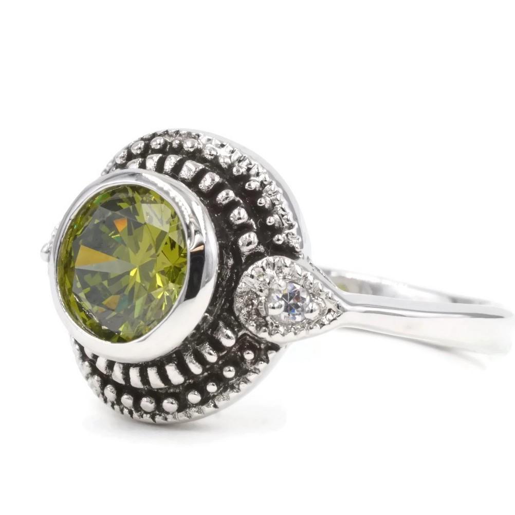 Olive CZ Ring with Ribbed Pattern and Clear CZ Accents - Hypoallergenic Silvertone Bijouterie Piece - Rings - Bijou Her -  -  - 