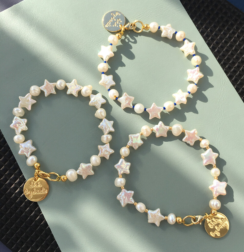 Shimmering Pearl Stars Bracelet with Gold or Blue Glass Beads and 24K Gold Plated Clasp - Bracelets - Bijou Her -  -  - 
