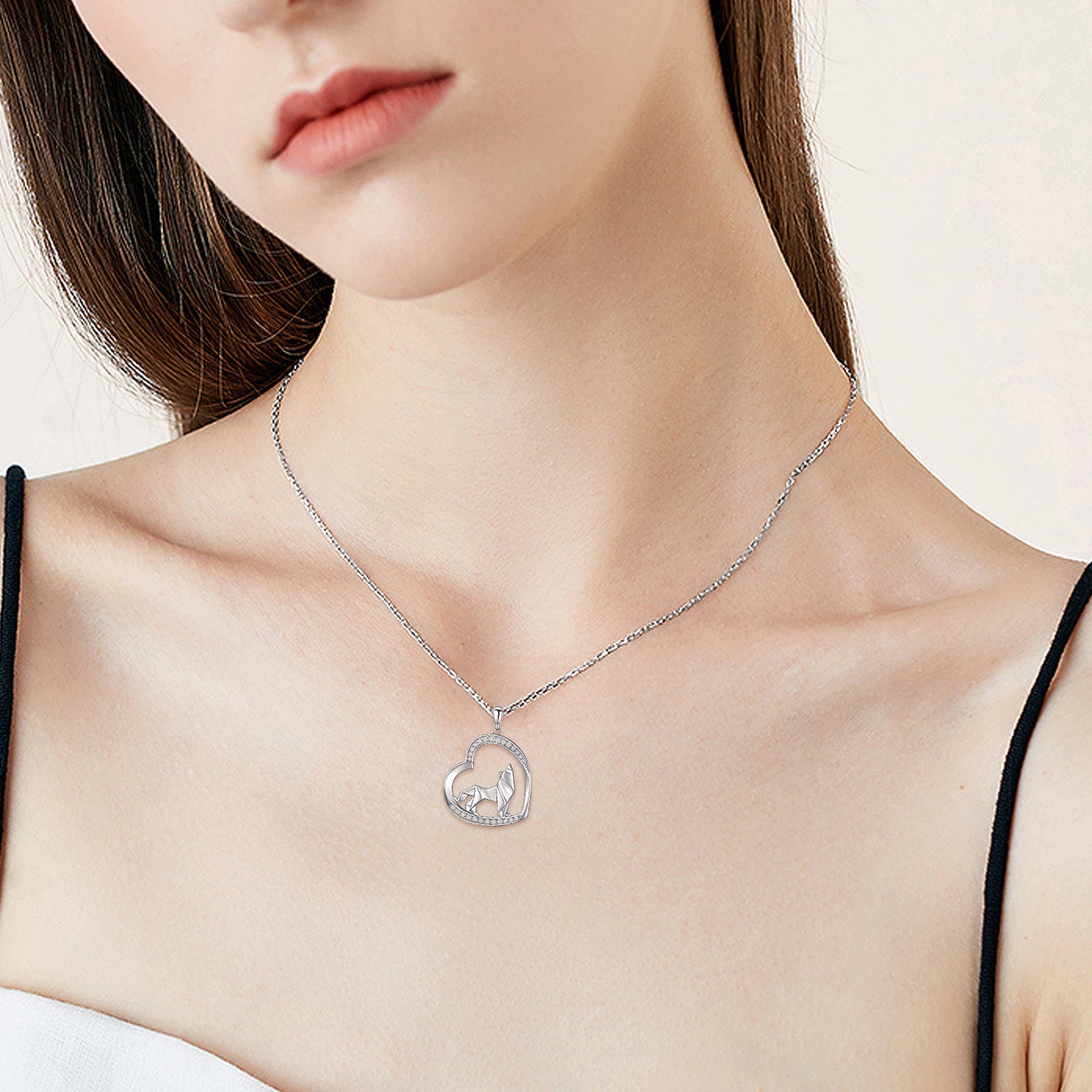 Howling Wolf Pendant Necklace in 925 Sterling Silver - 5 - Bijou Her -  -  - 