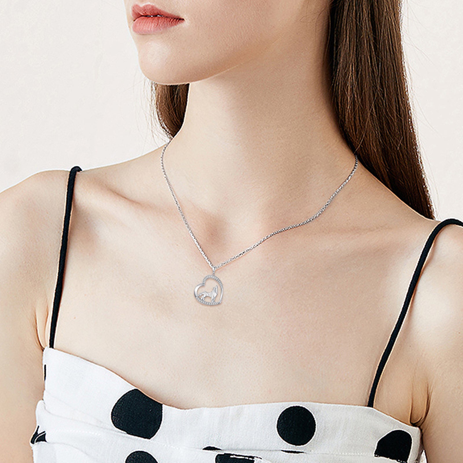 Howling Wolf Pendant Necklace in 925 Sterling Silver - 5 - Bijou Her -  -  - 