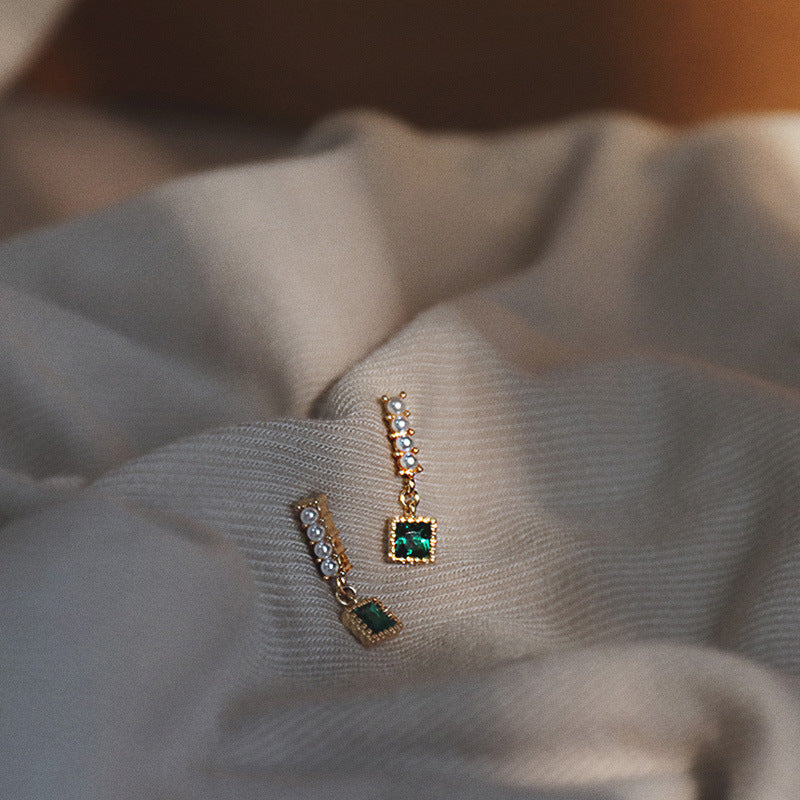 Vintage Harbor Style Hepburn Palace French Emerald Pearl Earrings - 0 - Bijou Her -  -  - 
