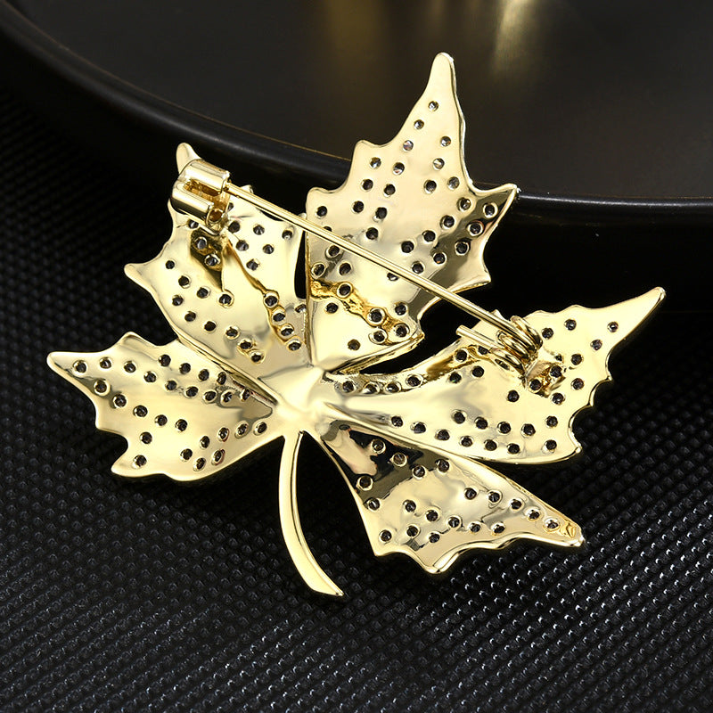 High-end Elegant Golden Maple Leaf Brooch For Women - 0 - Bijou Her -  -  - 