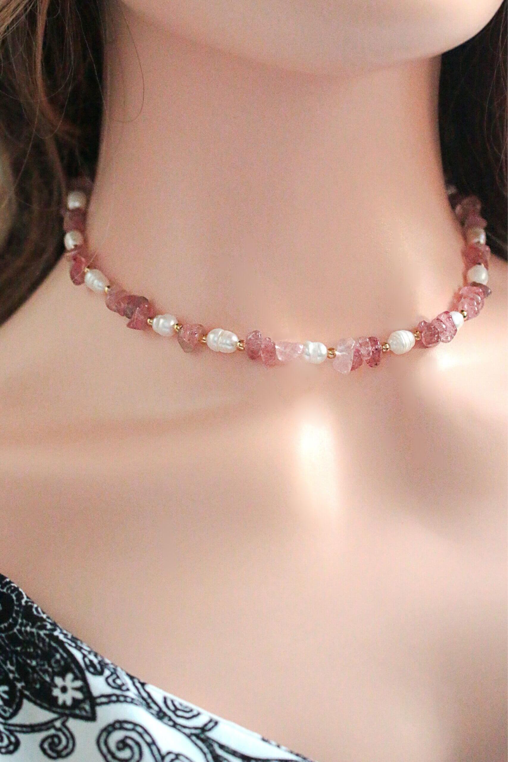 Natural Strawberry Quartz and Freshwater Pearl Choker Necklace - Handmade in Europe, Hypoallergenic, Spiritual Healing Powers - Necklaces - Bijou Her -  -  - 