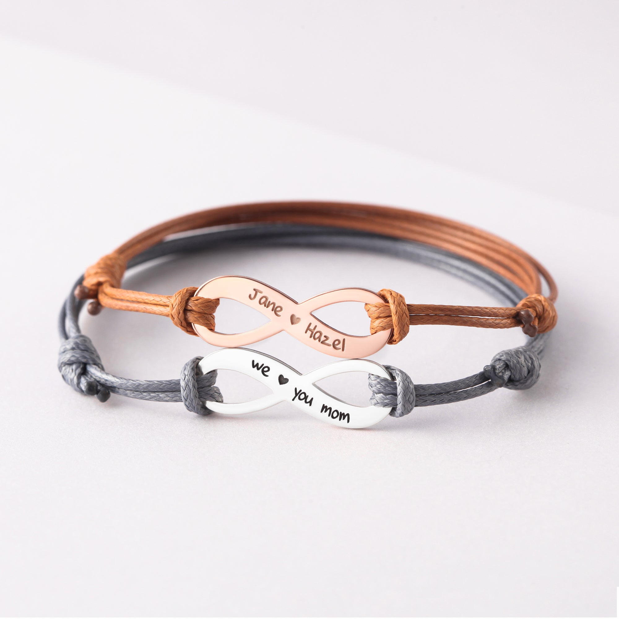 Personalized Infinity Leather Bracelet for Mom with Kids' Names and Message - 925 Sterling Silver and 18K Gold Plated Gift for Mother's Day and Special Occasions - Bracelets - Bijou Her -  -  - 