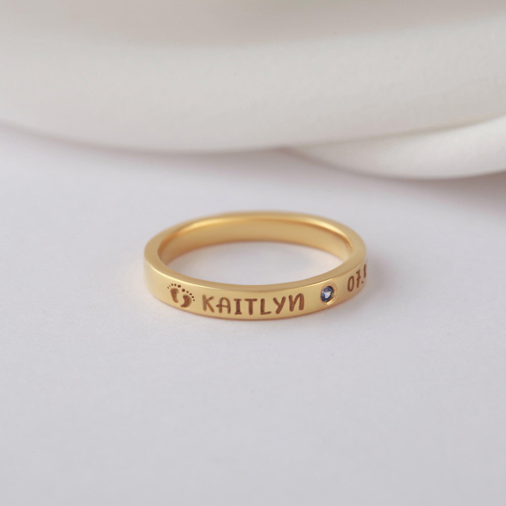 Personalized New Mom Ring with Baby Stats and Birthstone - 925 Sterling Silver and 18k Gold Plated Gift for Mother's Day and Special Occasions - Rings - Bijou Her -  -  - 