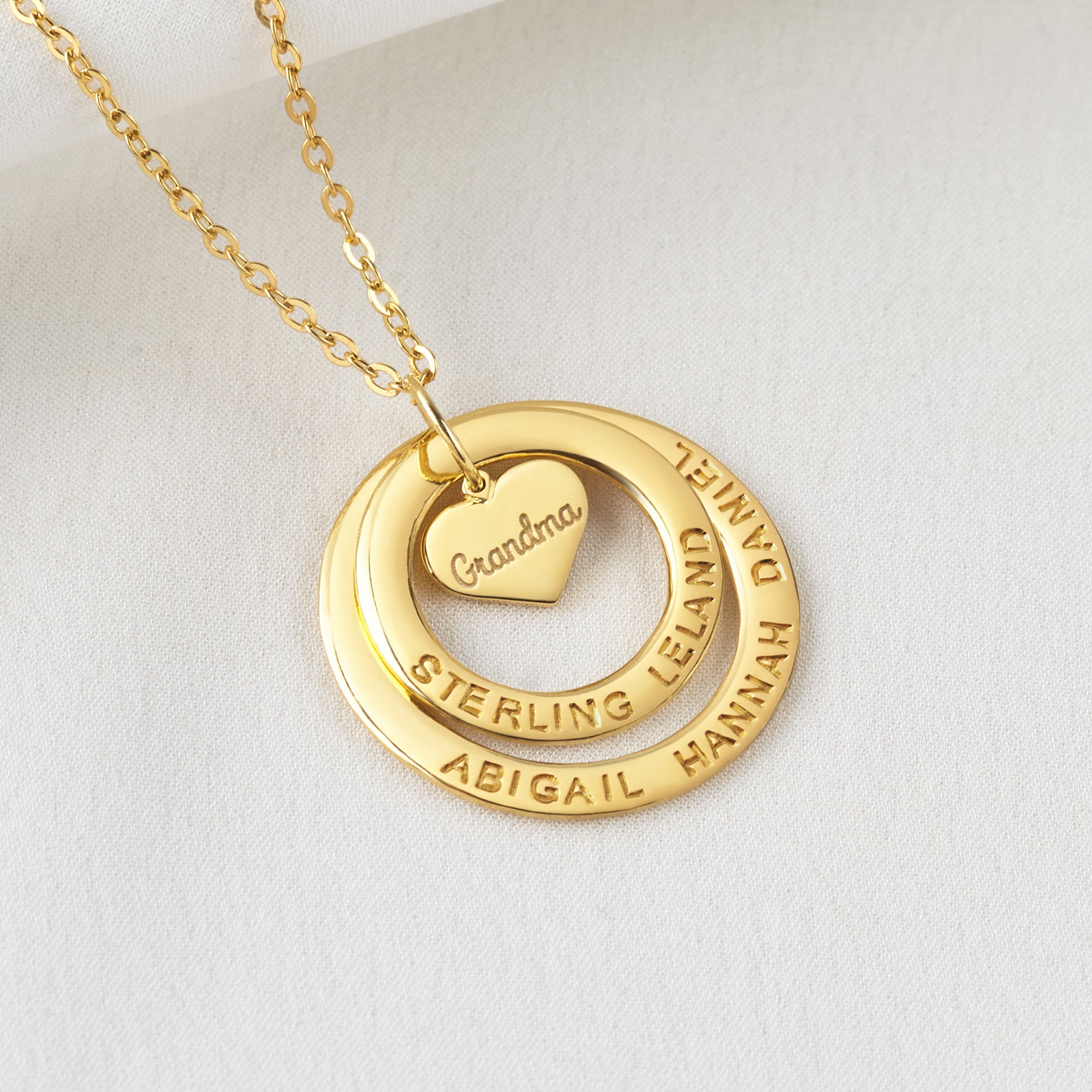 Personalized Grandma Necklace with Children's Names - 925 Sterling Silver and 18K Gold Plated Jewelry for Mother's Day and Christmas Gift - Necklaces - Bijou Her -  -  - 