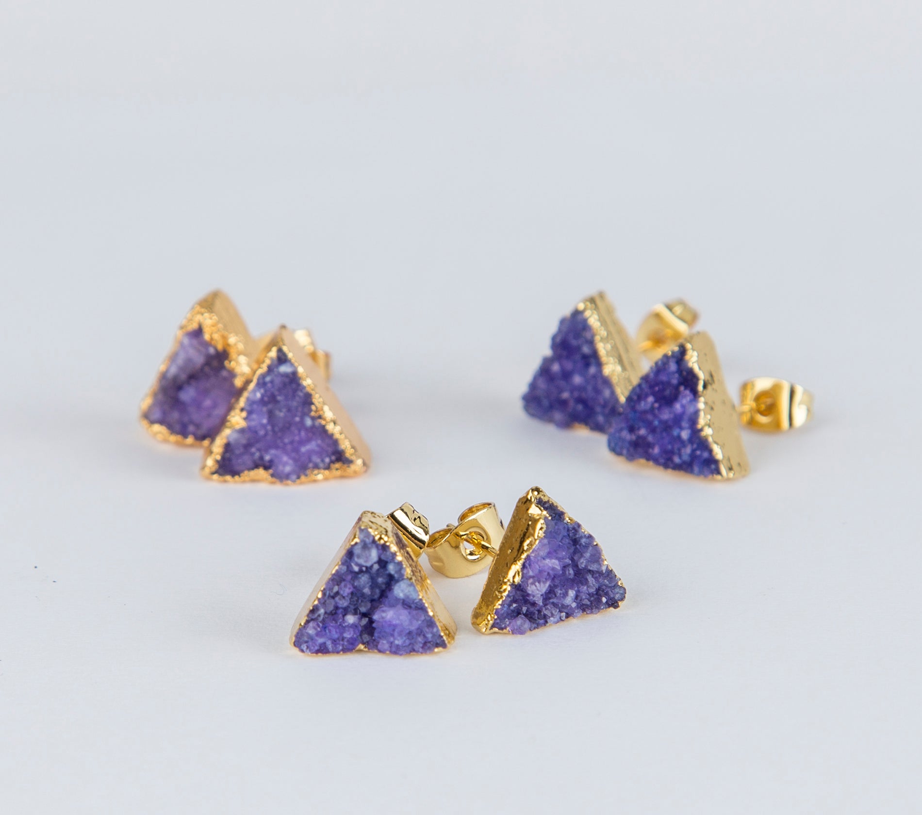 Sparkly Purple Triangle Druzy Earrings - Gold Plated Studs for Summer Style - Earrings - Bijou Her -  -  - 