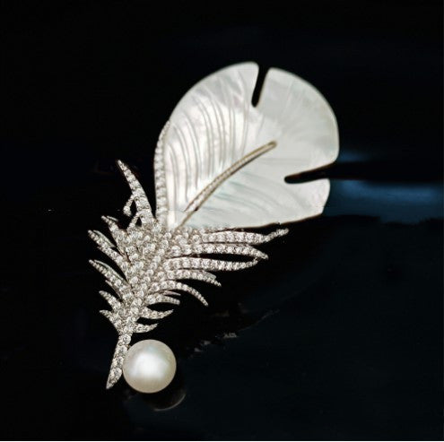 Luxury Seashell Natural Freshwater Pearl Brooch - 0 - Bijou Her - Color -  - 