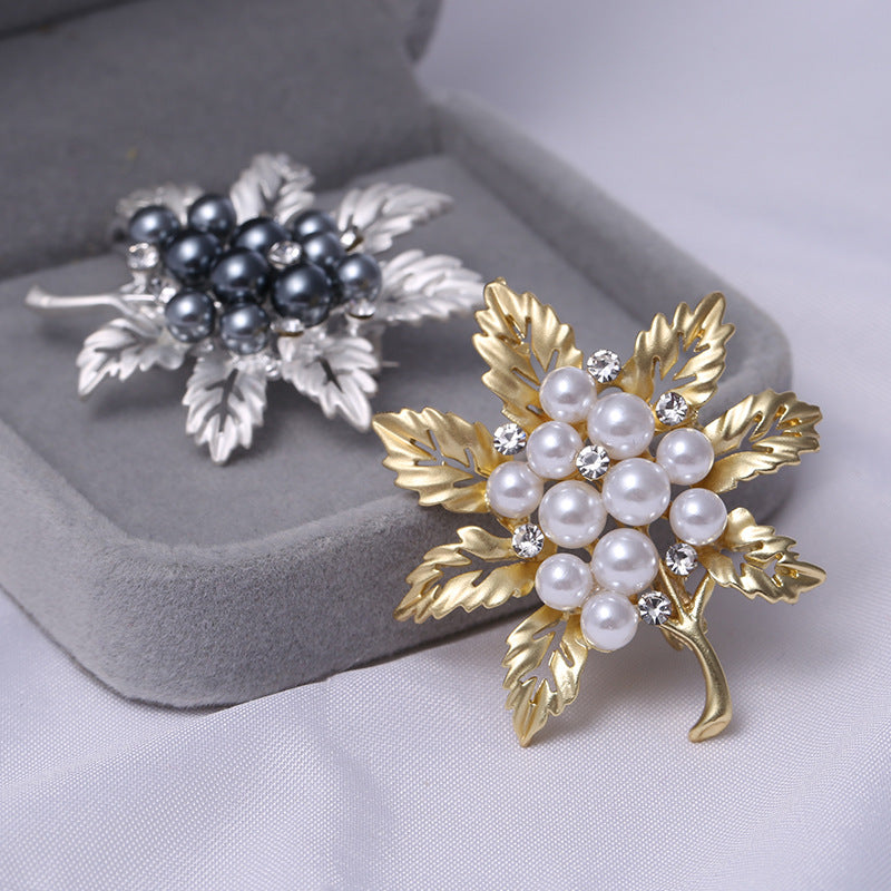 Leaves Matte Brooch Electroplated Pearl Fashion Retro Rhinestone Pin - 0 - Bijou Her -  -  - 