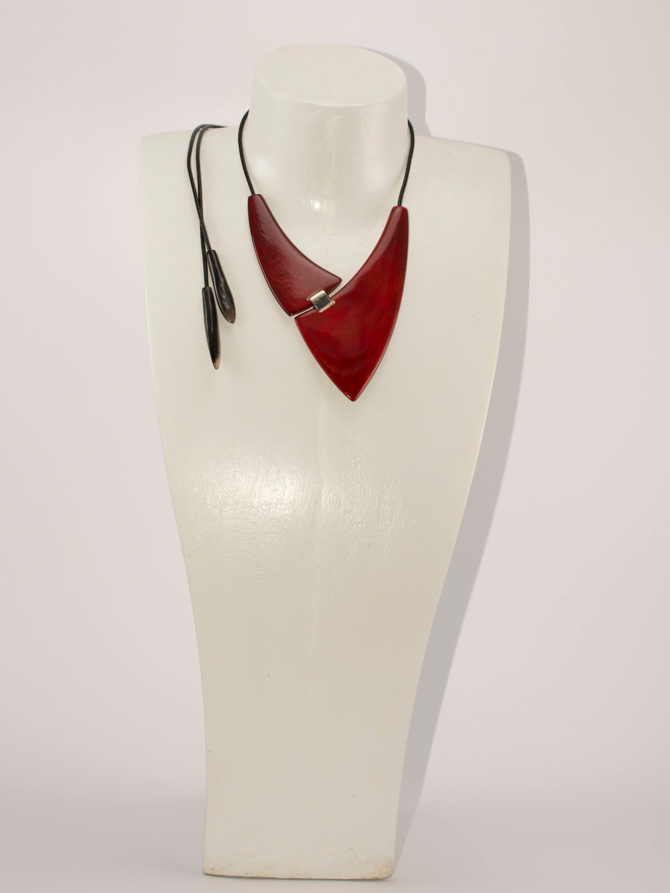 Red Horn Necklace with Teardrop Ends and Horn Clasp - Handmade Organic Jewelry for Stylish Women - Jewelry & Watches - Bijou Her -  -  - 