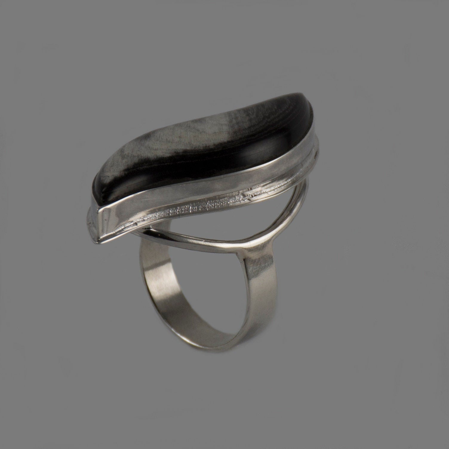 Handmade Silver Ring with Natural Horn Cabochon - Unique Boho Jewelry - Jewelry & Watches - Bijou Her -  -  - 