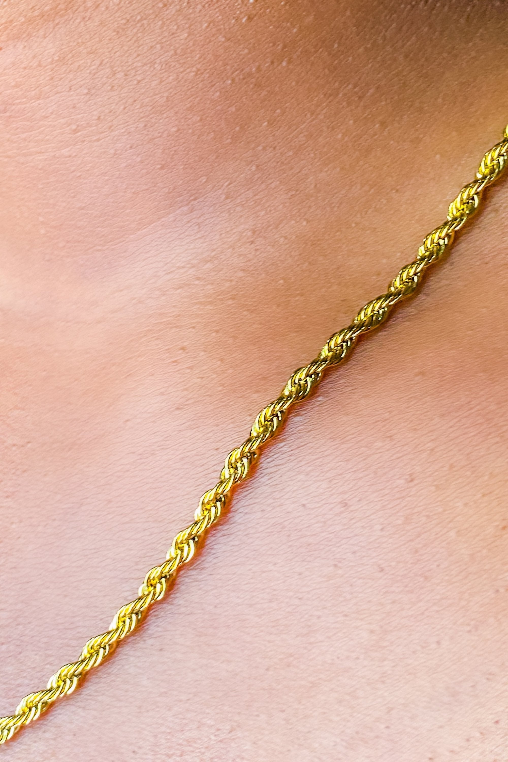 Gold Rope Chain Necklace - Unisex Statement Jewelry with Lifetime Warranty - Necklaces - Bijou Her -  -  - 