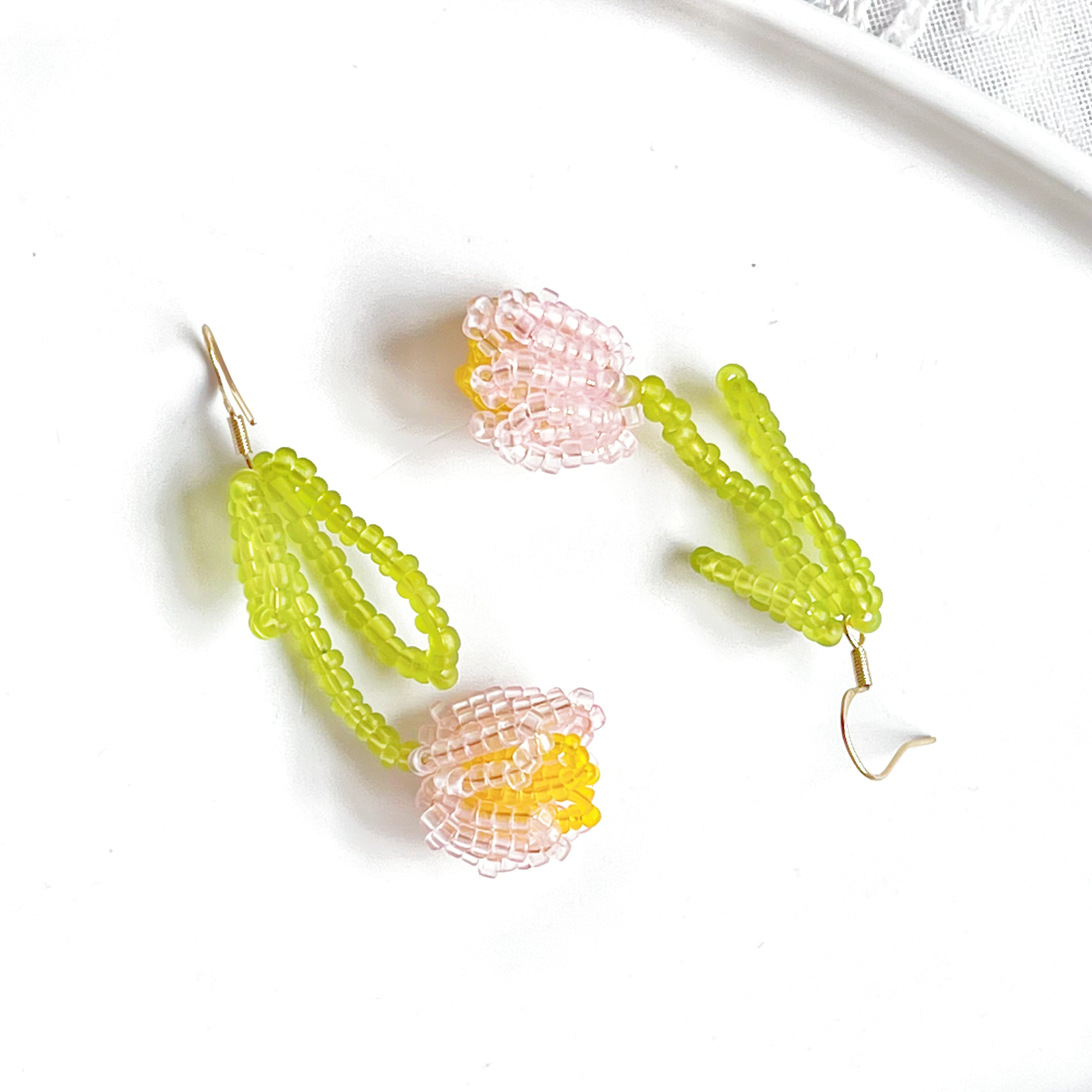 Pink Beaded Tulip Flower Earrings - Jewelry & Watches - Bijou Her -  -  - 