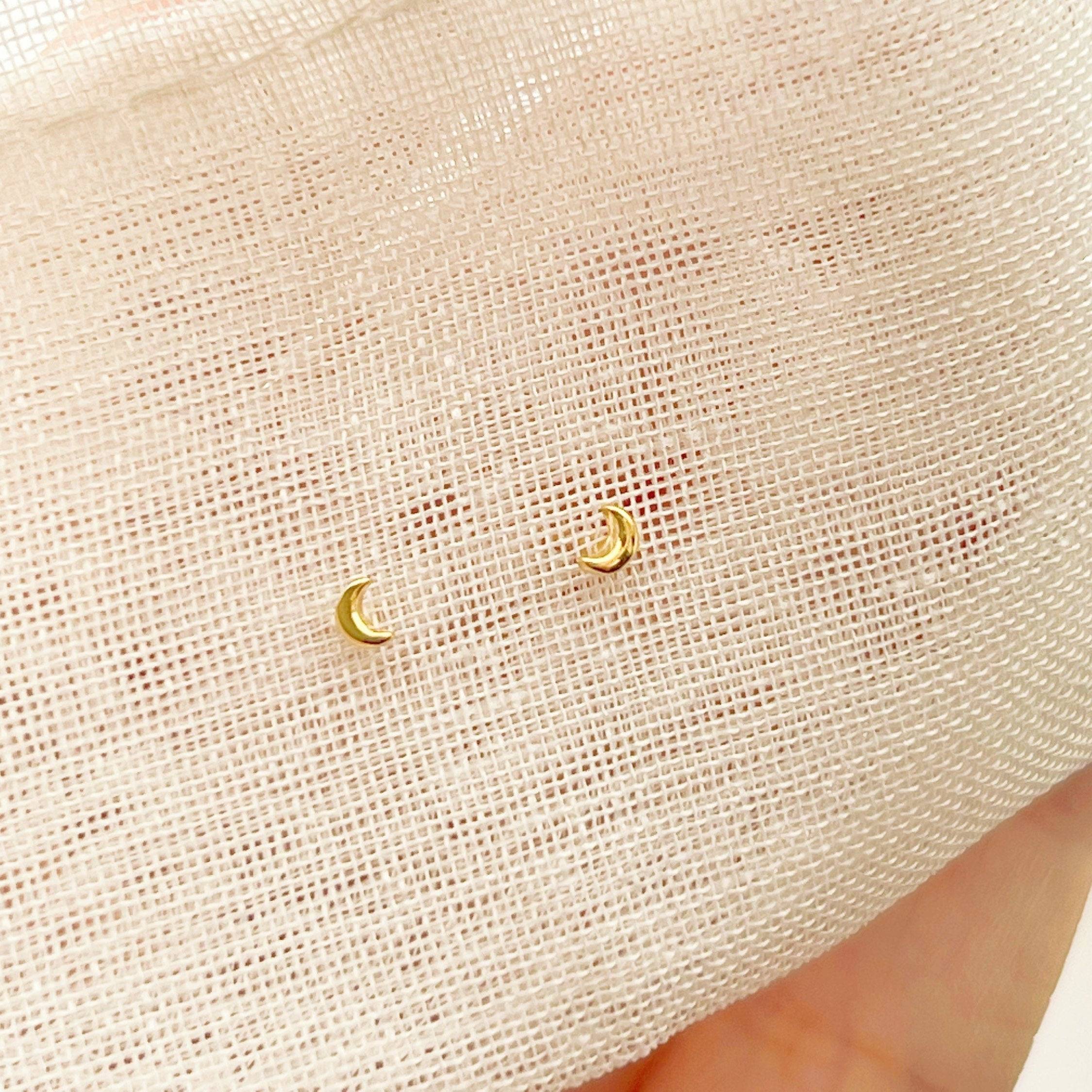 Small New Moon Stud Earrings - Sterling Silver Jewelry Gift Box Included - Jewelry & Watches - Bijou Her -  -  - 